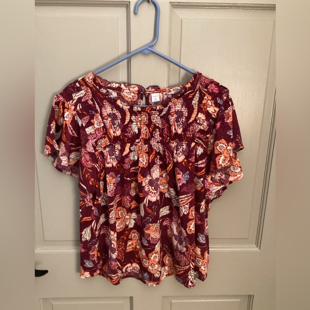 Old Navy Burgundy Floral Women's Blouse